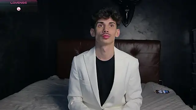 DanielCrush1 online show from 28, 11, 2025