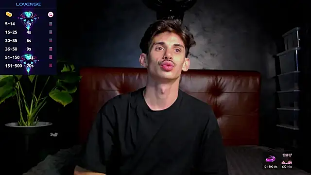 DanielCrush1 online show from 1, 11, 2025