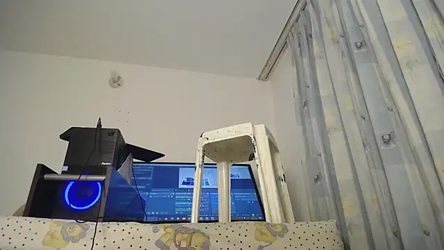 eolicasex online show from 27, 2, 2025