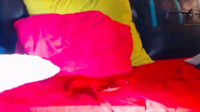 Queenofthenightx online show from 10, 10, 2025