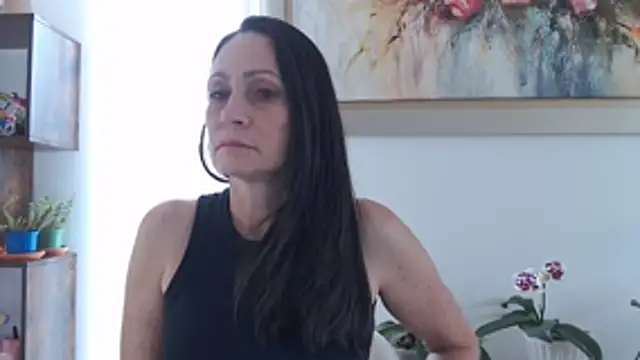 Linda Sensual online show from 9, 3, 2026