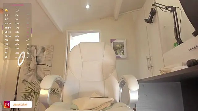 catalinasaiz online show from 9, 10, 2025