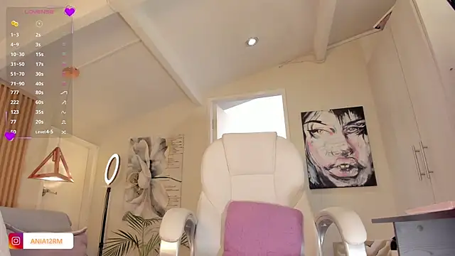 catalinasaiz online show from 21, 11, 2025