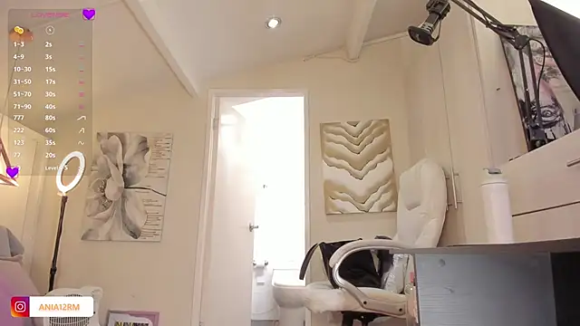 catalinasaiz online show from 19, 12, 2025