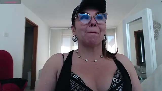 Snapshot of Myrnasexxx chatting on 9, 5, 2026 Myrnasexxx online show from 9, 5, 2026