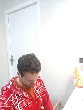 Snapshot of antoinepassion chatting on 23, 2, 2025 antoinepassion online show from 23, 2, 2025