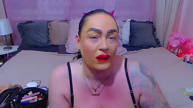 BustyVicky online show from 17, 10, 2025