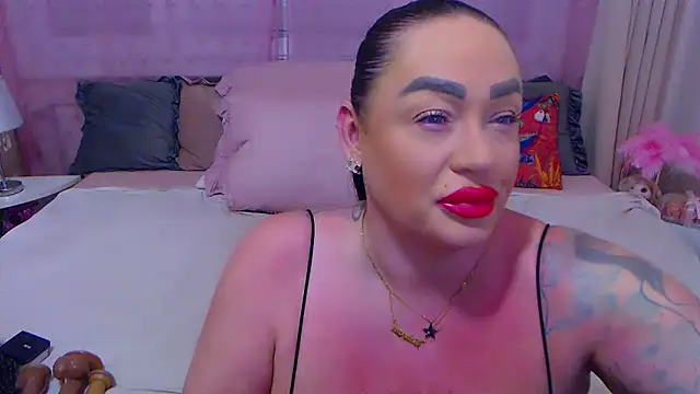 BustyVicky online show from 15, 9, 2025