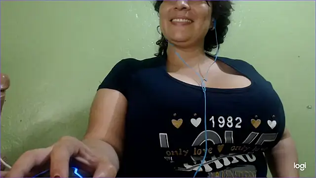 Kosem4 online show from 8, 2, 2025