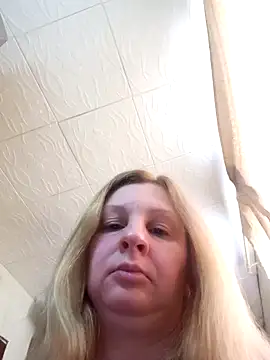 Snapshot of BustyBlond chatting on 11, 4, 2026 BustyBlond online show from 11, 4, 2026