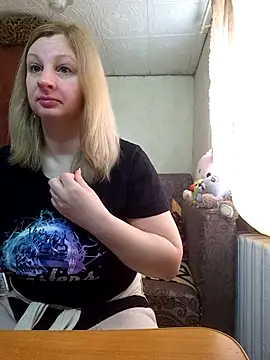 Snapshot of BustyBlond chatting on 9, 4, 2026 BustyBlond online show from 9, 4, 2026