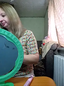 Snapshot of BustyBlond chatting on 4, 4, 2026 BustyBlond online show from 4, 4, 2026