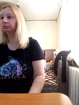 Snapshot of BustyBlond chatting on 16, 3, 2026 BustyBlond online show from 16, 3, 2026