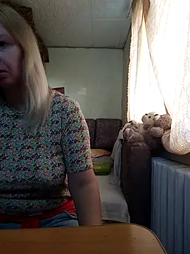 BustyBlond online show from 23, 10, 2025