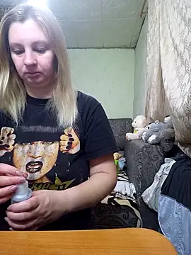 BustyBlond online show from 6, 1, 2026