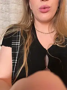 FoxyFrenchy online show from 12, 3, 2026