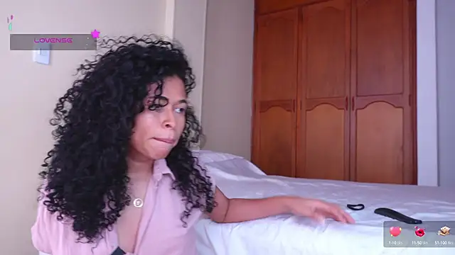 GabriSaenz online show from 26, 9, 2025