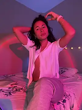 GabriSaenz online show from 24, 1, 2025