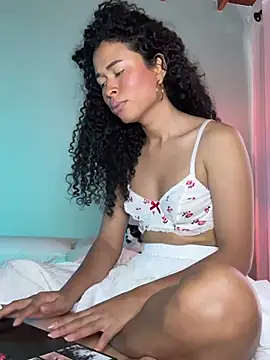 GabriSaenz online show from 17, 3, 2025