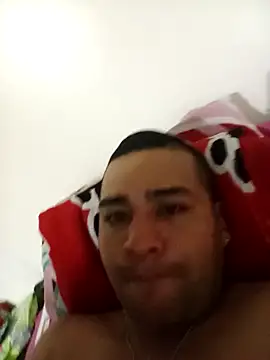 Snapshot of EISONREINA11 chatting on 12, 10, 2025 EISONREINA11 online show from 12, 10, 2025