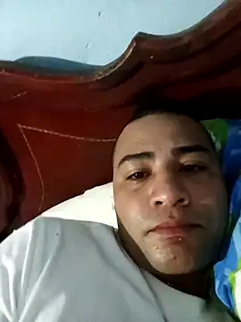 Snapshot of EISONREINA11 chatting on 6, 11, 2025 EISONREINA11 online show from 6, 11, 2025