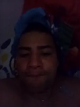 Snapshot of EISONREINA11 chatting on 12, 11, 2025 EISONREINA11 online show from 12, 11, 2025