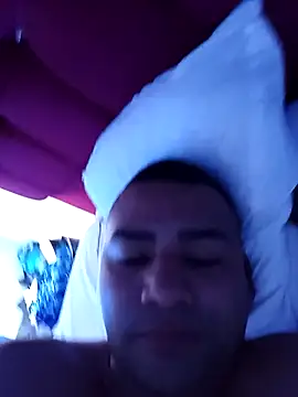 Snapshot of EISONREINA11 chatting on 27, 10, 2025 EISONREINA11 online show from 27, 10, 2025