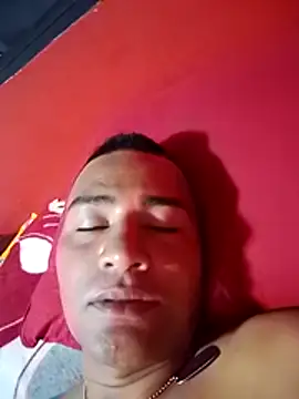 Snapshot of EISONREINA11 chatting on 21, 2, 2026 EISONREINA11 online show from 21, 2, 2026