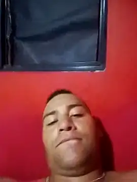 Snapshot of EISONREINA11 chatting on 24, 2, 2026 EISONREINA11 online show from 24, 2, 2026