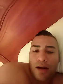 Snapshot of EISONREINA11 chatting on 1, 12, 2025 EISONREINA11 online show from 1, 12, 2025