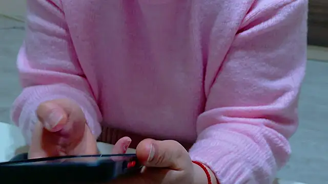 Korinna online show from 2, 2, 2026