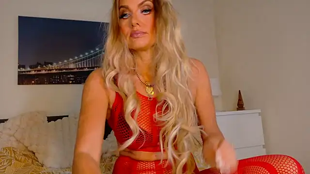 Tinkerbell822 online show from 24, 10, 2025