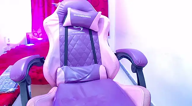 Briannabrachho online show from 4, 3, 2025