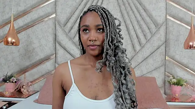 AgataRinaldi online show from 7, 3, 2025