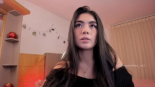 Alexandra ra online show from 30, 9, 2025