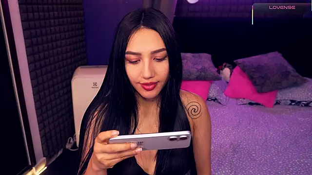 bull vixen2001 online show from 7, 11, 2025