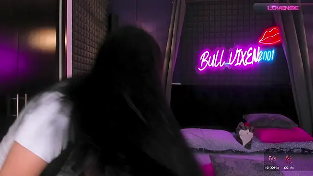 bull vixen2001 online show from 16, 10, 2025