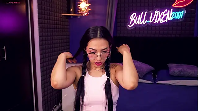 bull vixen2001 online show from 17, 4, 2026