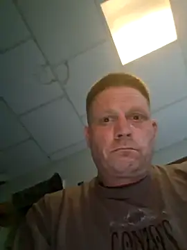 Snapshot of curiouscock38 chatting on 25, 5, 2026 curiouscock38 online show from 25, 5, 2026