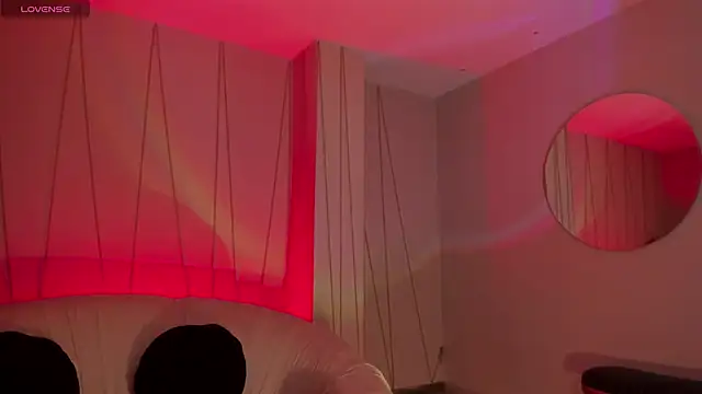 ErikaBenz  online show from 24, 10, 2025