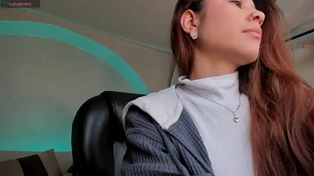 ErikaBenz  online show from 25, 10, 2025