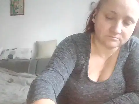 LaraXXX38 online show from 4, 3, 2026