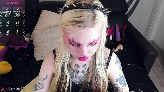 HelenGoat online show from 1, 2, 2025