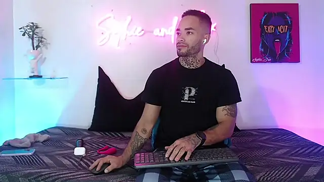 SophieFoxx17 online show from 5, 2, 2026