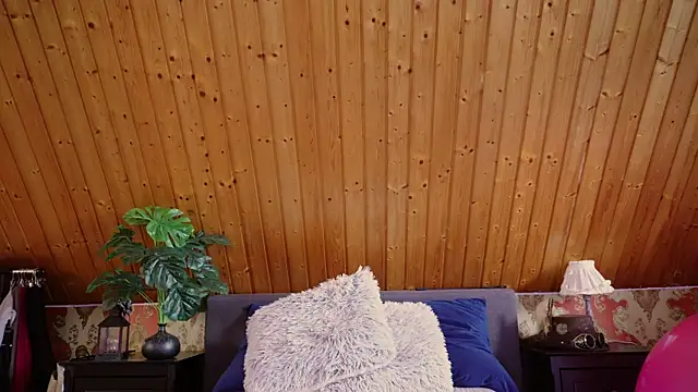 TessaWinter online show from 15, 9, 2025