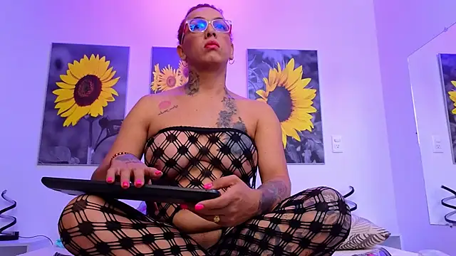 Snapshot of KataLehlla chatting on 13, 9, 2025 KataLehlla online show from 13, 9, 2025