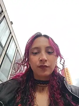  Laary online show from 18, 4, 2026