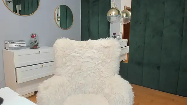 ElisaBaxter online show from 26, 10, 2025