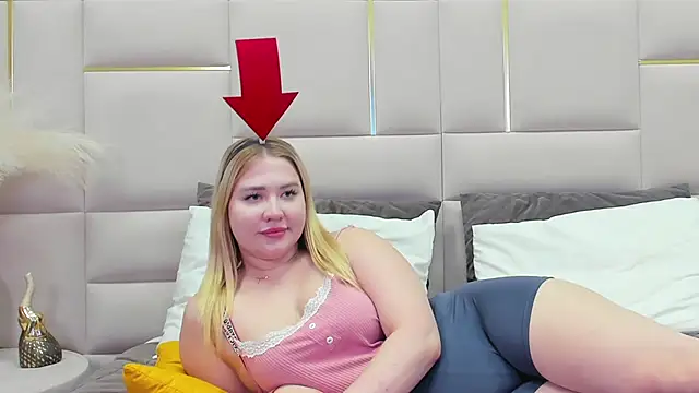 LunaHouston online show from 12, 3, 2025