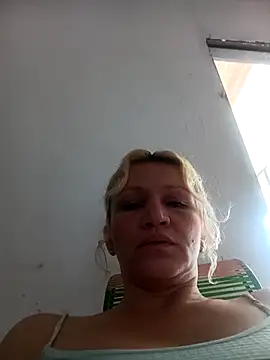 Nicolle Milf online show from 8, 3, 2025